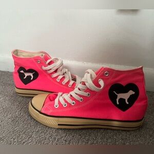 SPECIAL EDITION HOT PINK VS PINK COLLECTOR SHOES *NEW*